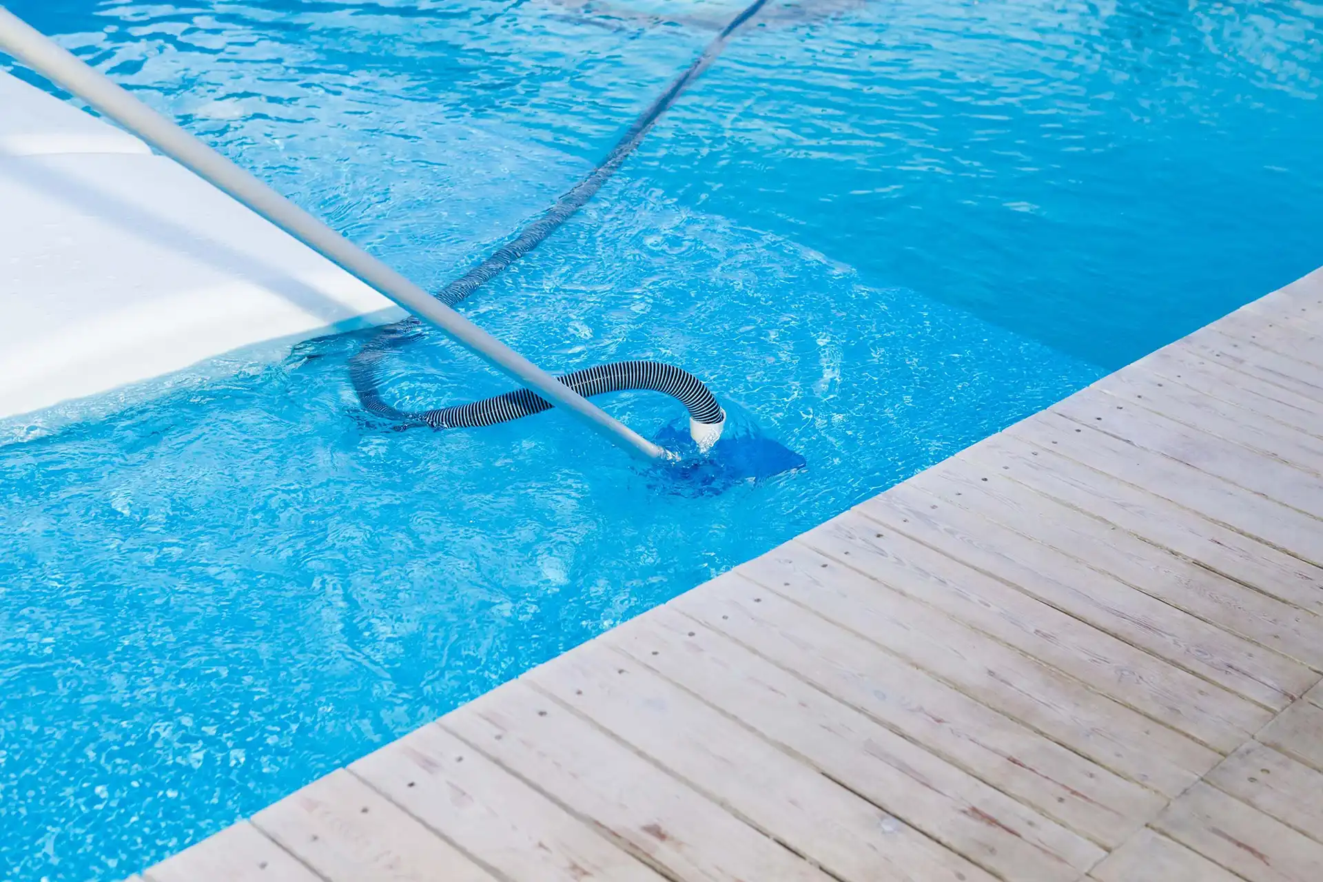 Pool Cleaning Service